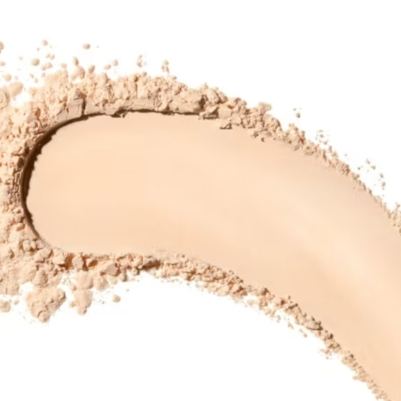 Tatcha The Silk Powder Radiant Setting Powder- Travel Size - Picture 5 of 10